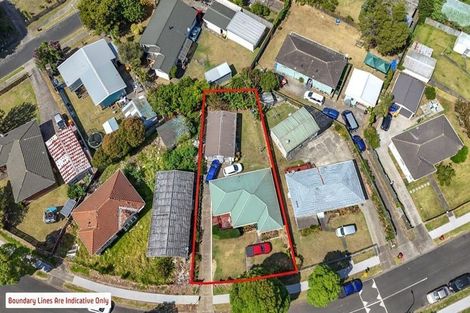 Photo of property in 8 Staverton Crescent, Mangere, Auckland, 2022