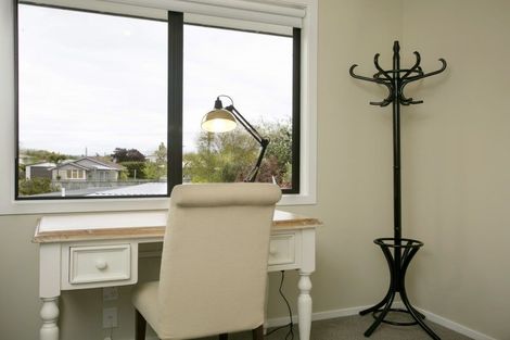 Photo of property in 2/17 Rainbow Drive, Rainbow Point, Taupo, 3330