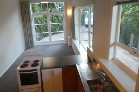 Photo of property in 114 Wood Bay Road, Titirangi, Auckland, 0604