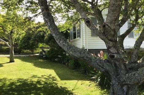 Photo of property in 11 Khouri Avenue, Karori, Wellington, 6012