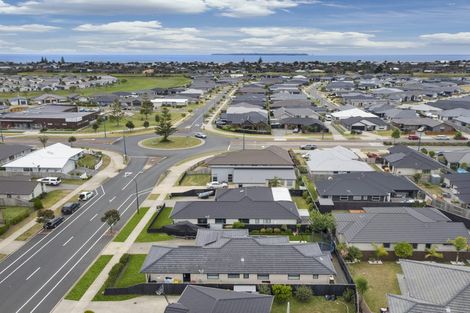 Photo of property in 7 Livingstone Drive, Papamoa Beach, Papamoa, 3118