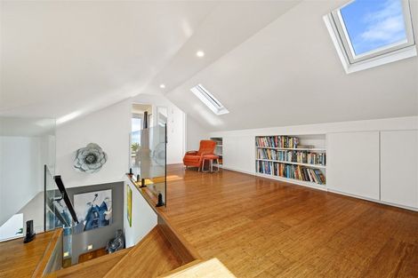 Photo of property in 94a Dyers Pass Road, Cashmere, Christchurch, 8022