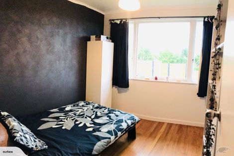 Photo of property in 35 Ranui Avenue, Ranui, Auckland, 0612