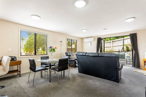 Photo of property in 4 View Ridge Drive, Ranui, Auckland, 0612