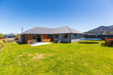 Photo of property in 13 Brewster Crescent, Lake Hawea, Wanaka, 9382