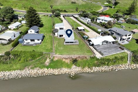 Photo of property in 176 Mahia East Coast Road, Mahia, 4198