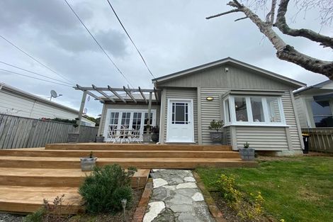 Photo of property in 89 Standen Street, Karori, Wellington, 6012