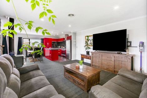 Photo of property in 7 Antonio Street, Stratford, 4332