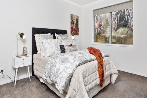 Photo of property in 4 Mcneish Place, Pokeno, 2402