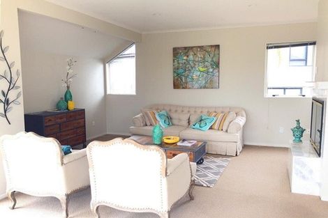 Photo of property in 2/59 The Parade, Bucklands Beach, Auckland, 2012