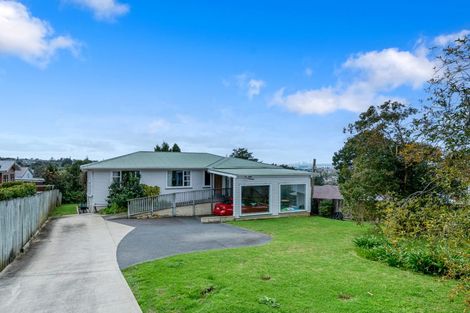 Photo of property in 85 Don Buck Road, Massey, Auckland, 0614