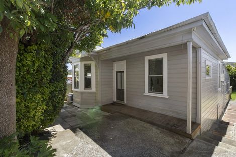 Photo of property in 8 Lewer Street, Karori, Wellington, 6012