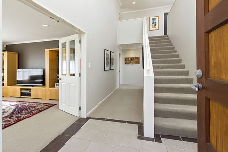 Photo of property in 16 Stornaway Drive, Flat Bush, Auckland, 2016