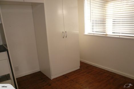 Photo of property in 10 Caen Road, Panmure, Auckland, 1072