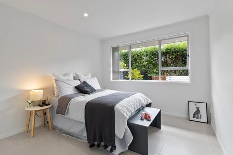 Photo of property in 2/34 Kitchener Road, Sandringham, Auckland, 1025