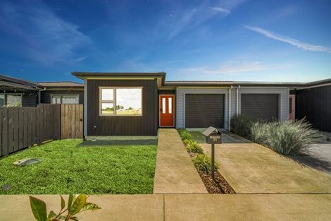 Photo of property in 31 Katipo Road, Takanini, 2112