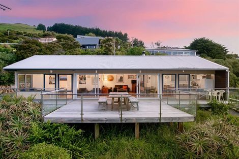 Photo of property in 223 Beach Road, Akaroa, 7520
