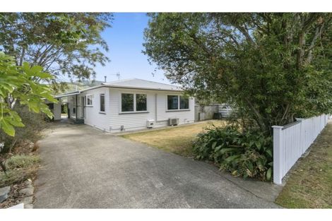 Photo of property in 3 Ruru Crescent, Heretaunga, Upper Hutt, 5018