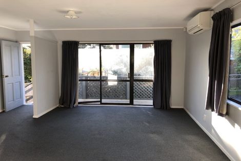 Photo of property in 2/13 Craigbank Avenue, New Lynn, Auckland, 0600