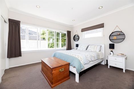 Photo of property in 50 Quebec Road, Milford, Auckland, 0620