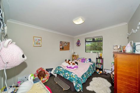 Photo of property in 65 Seaview Road, Marfell, New Plymouth, 4310
