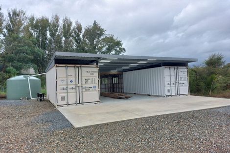 Photo of property in 147 Whaka Road, Maungaturoto, 0520