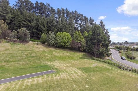 Photo of property in 8 Tui Vale Lane, Halswell, Christchurch, 8025