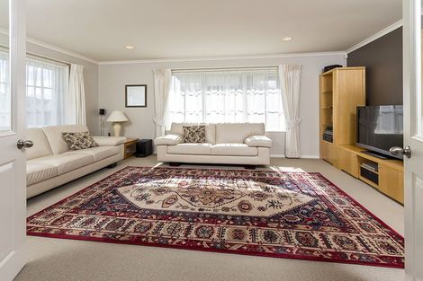 Photo of property in 16 Stornaway Drive, Flat Bush, Auckland, 2016