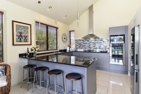 Photo of property in 12 Shalimar Place, Huntington, Hamilton, 3210