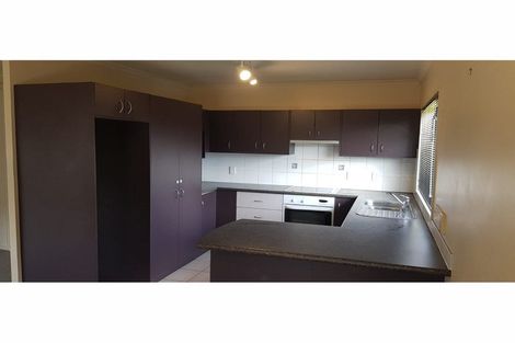 Photo of property in 26 Carisbrook Crescent, Papakura, 2110