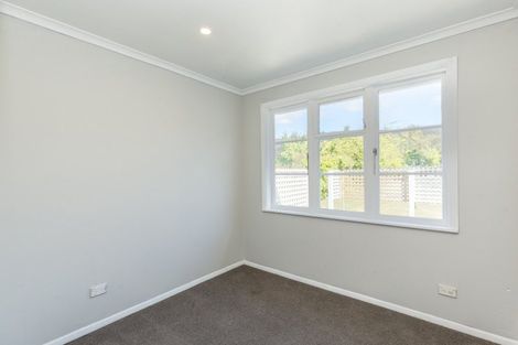 Photo of property in 32 Bethune Street, Featherston, 5710