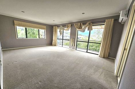 Photo of property in 33 Kinleith Way, Albany, Auckland, 0632