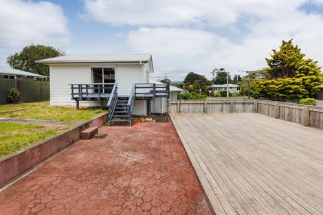 Photo of property in 2 Stoke Place, Awapuni, Palmerston North, 4412