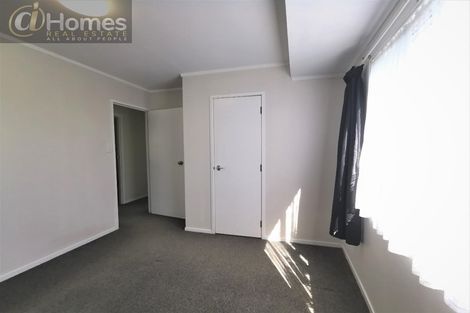 Photo of property in 44 Cedar Heights Avenue, Massey, Auckland, 0614