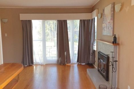 Photo of property in 81 Lauderdale Road, Birkdale, Auckland, 0626