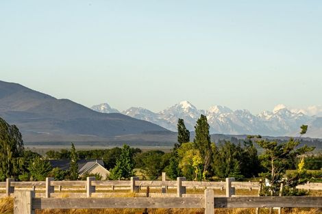 Photo of property in 6 Cameron Place, Ben Ohau, Twizel, 7999