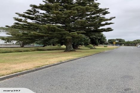 Photo of property in 93 Riverside Drive, Waiwhetu, Lower Hutt, 5010