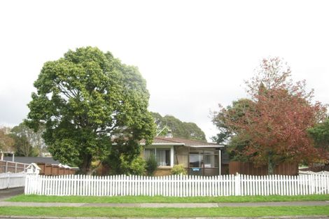 Photo of property in 27 Marvon Downs Avenue, Pakuranga Heights, Auckland, 2010
