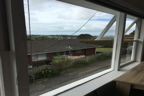 Photo of property in 1/32 Simkin Avenue, St Johns, Auckland, 1072