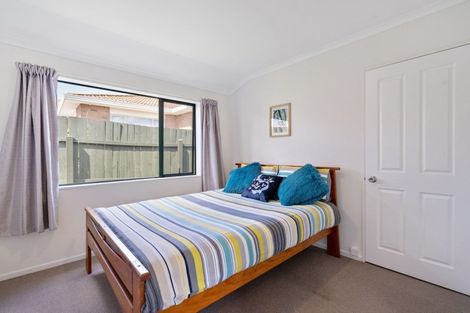 Photo of property in 42 Bellville Drive, Clendon Park, Auckland, 2103