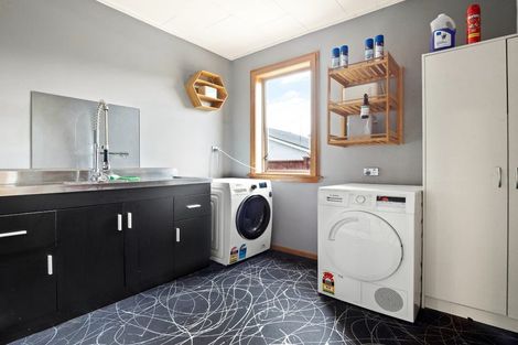 Photo of property in 1 Marshall Street, Bradford, Dunedin, 9011