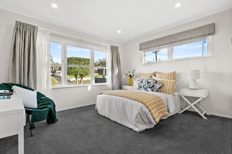 Photo of property in 23 Royston Street, Rosehill, Papakura, 2113