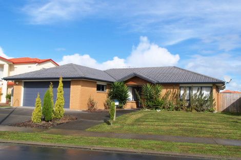 Photo of property in 42 Erne Crescent, East Tamaki, Auckland, 2016