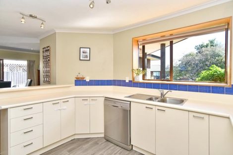 Photo of property in 11 Matthews Street, Kaiapoi, 7630