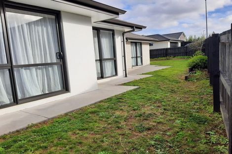 Photo of property in 13 Maui Place, Spotswood, New Plymouth, 4310