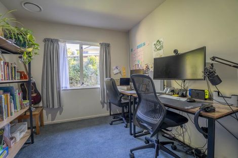 Photo of property in 7 Padstow Place, Camborne, Porirua, 5026