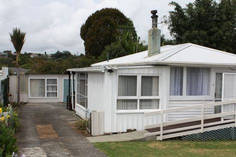 Photo of property in 10 Holmes Avenue, Otangarei, Whangarei, 0112