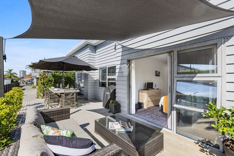 Photo of property in 38a Hatton Road, Orewa, 0931