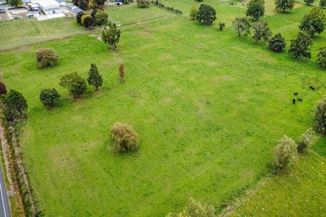 Photo of property in 16 Eureka Road, Eureka, Hamilton, 3287