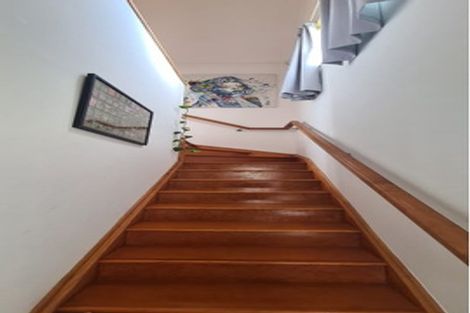 Photo of property in 3 The Terrace, Herald Island, Auckland, 0618
